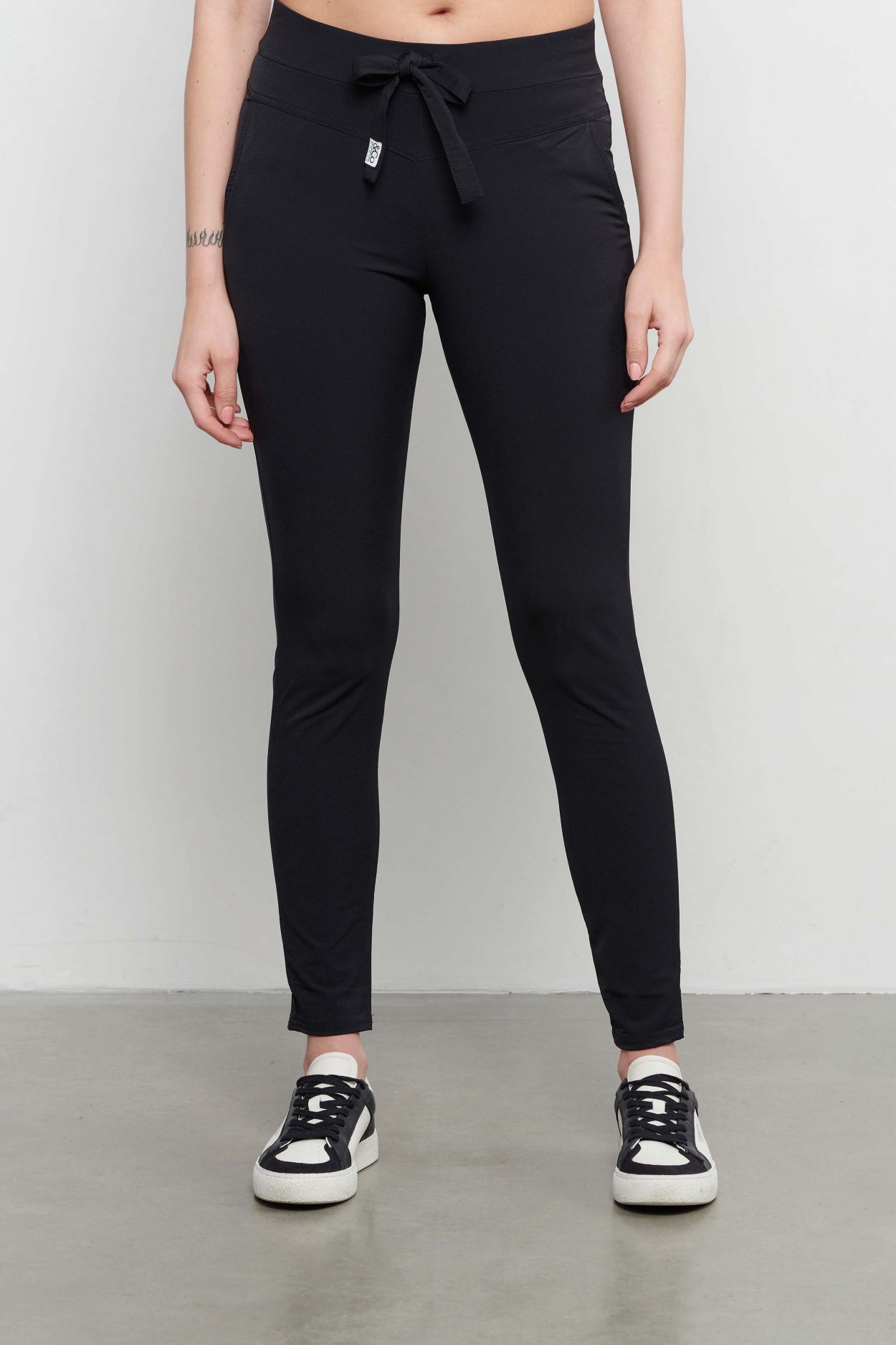 &Co Woman PEPPE TRAVEL Zwart - OAK Fashion Noordwolde