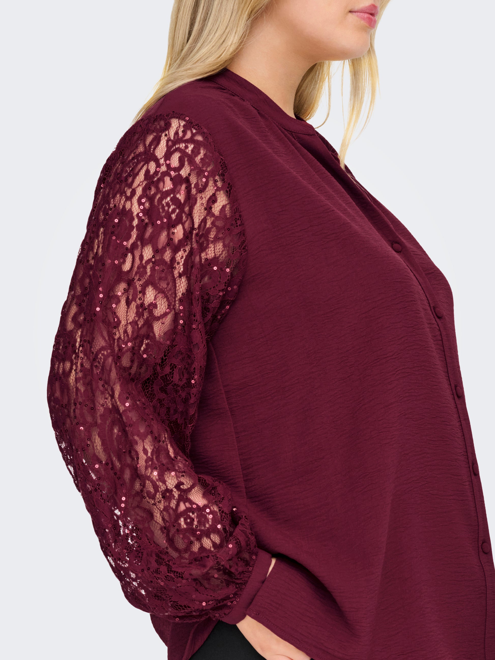 Carmakoma CARKAMMY LIFE LS V-NECK LACE SHIRT WVN Paars - OAK Fashion Noordwolde