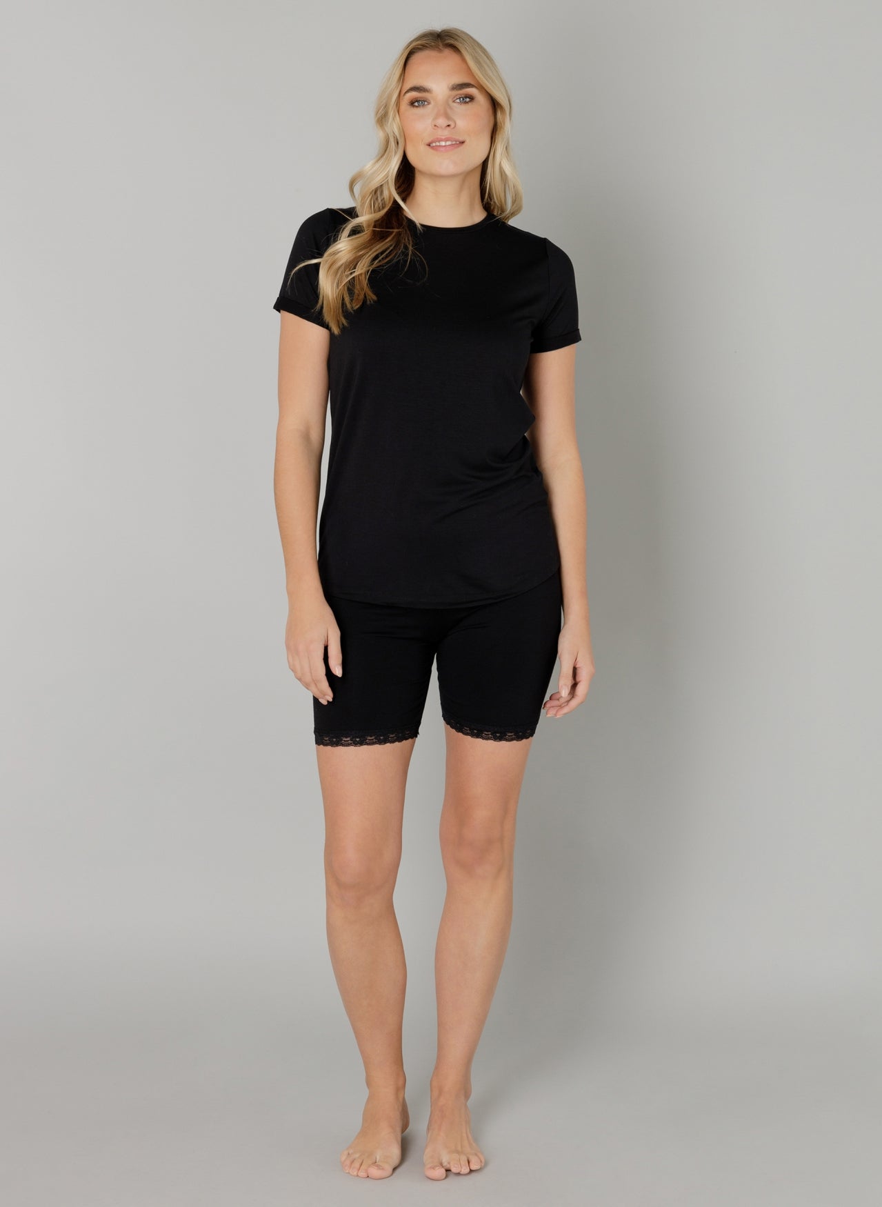 Base Level Keilani Zwart - OAK Fashion Noordwolde