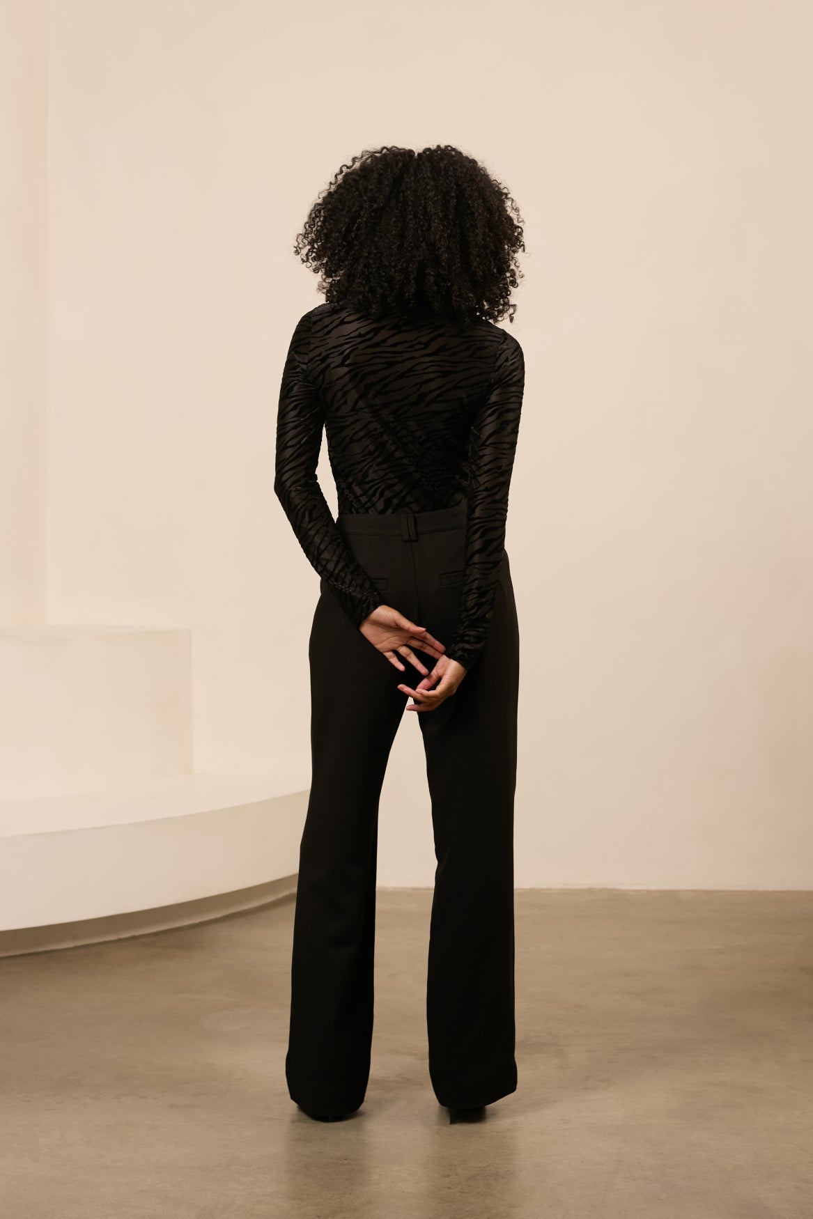 Lofty Manner Top Gaia Zwart - OAK Fashion Noordwolde