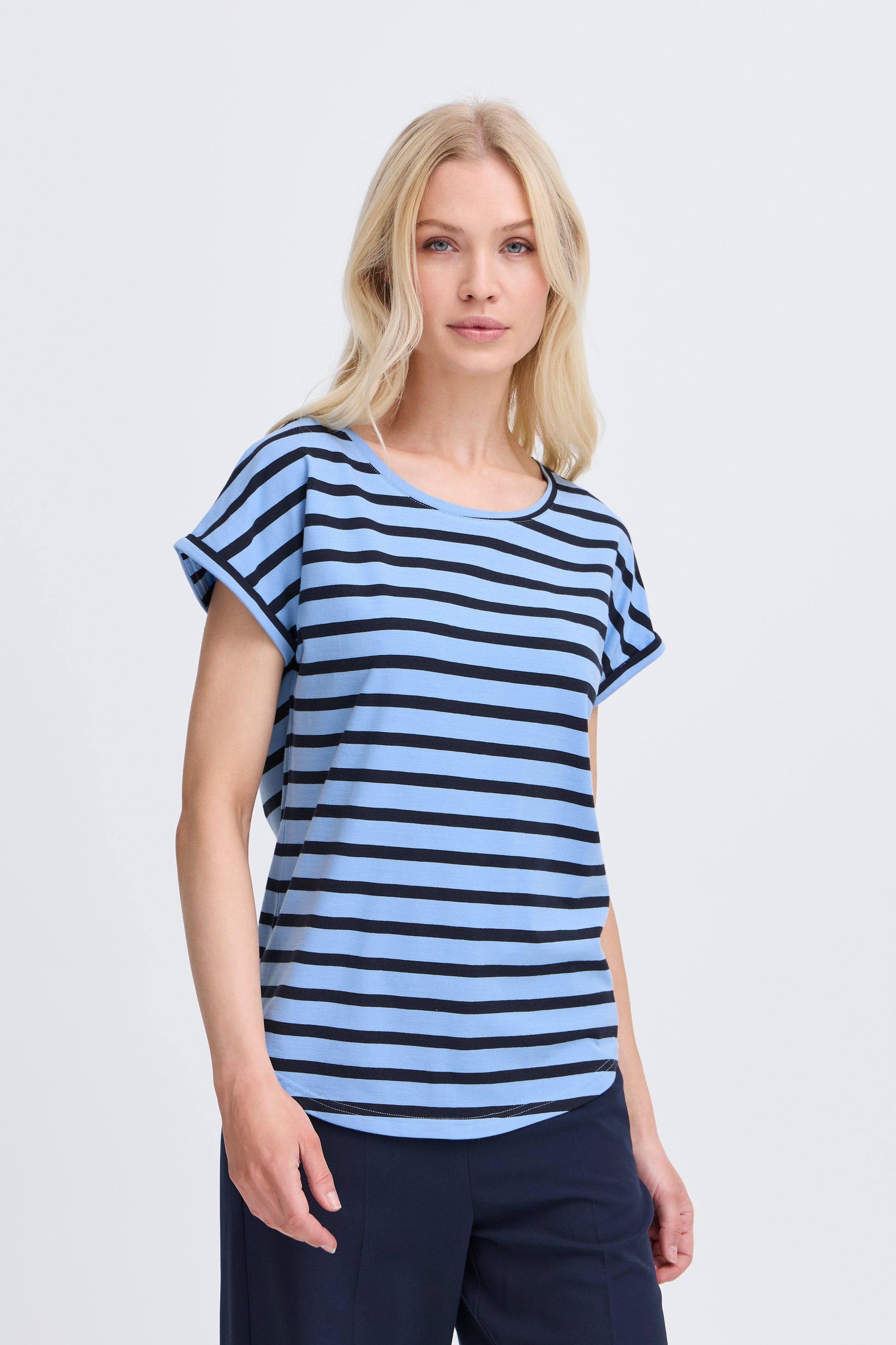 B. Young BYPAMILA ONECK TSHIRT DELLA ROBBIA BLUE STRIPE - OAK Fashion Noordwolde