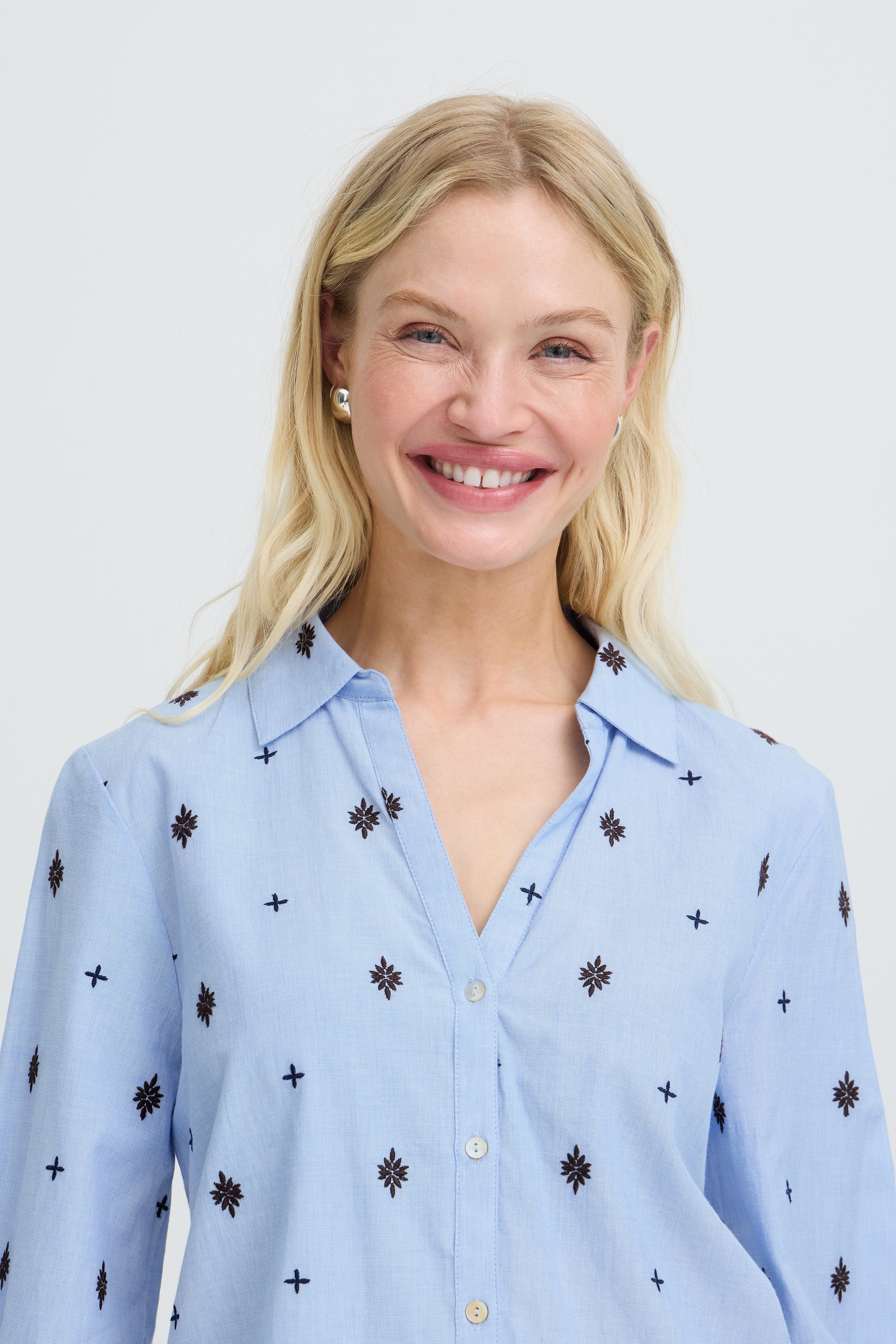 B. Young BYFABIENNE LS SHIRT 2 Chambray Blue - OAK Fashion Noordwolde