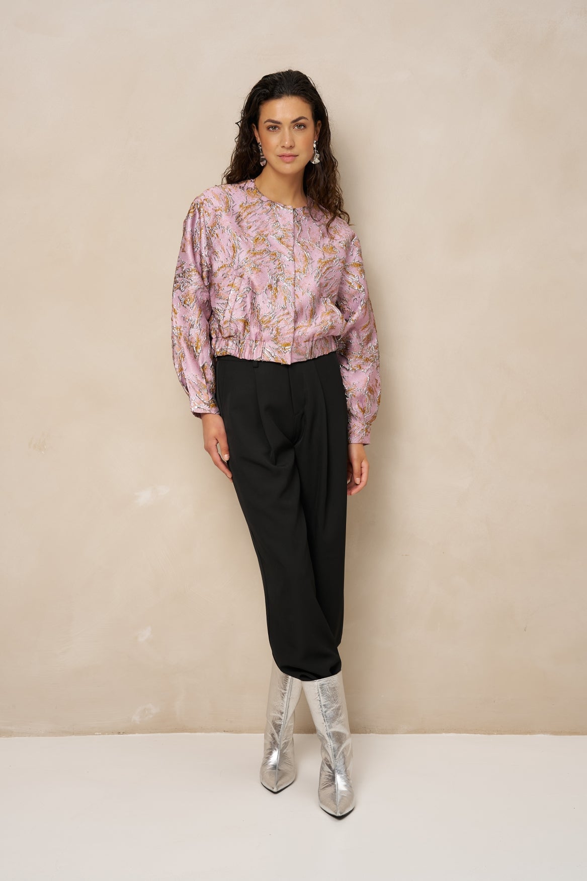 Lofty Manner Jacket Jules - Jacquard Bomber Roze - OAK Fashion Noordwolde