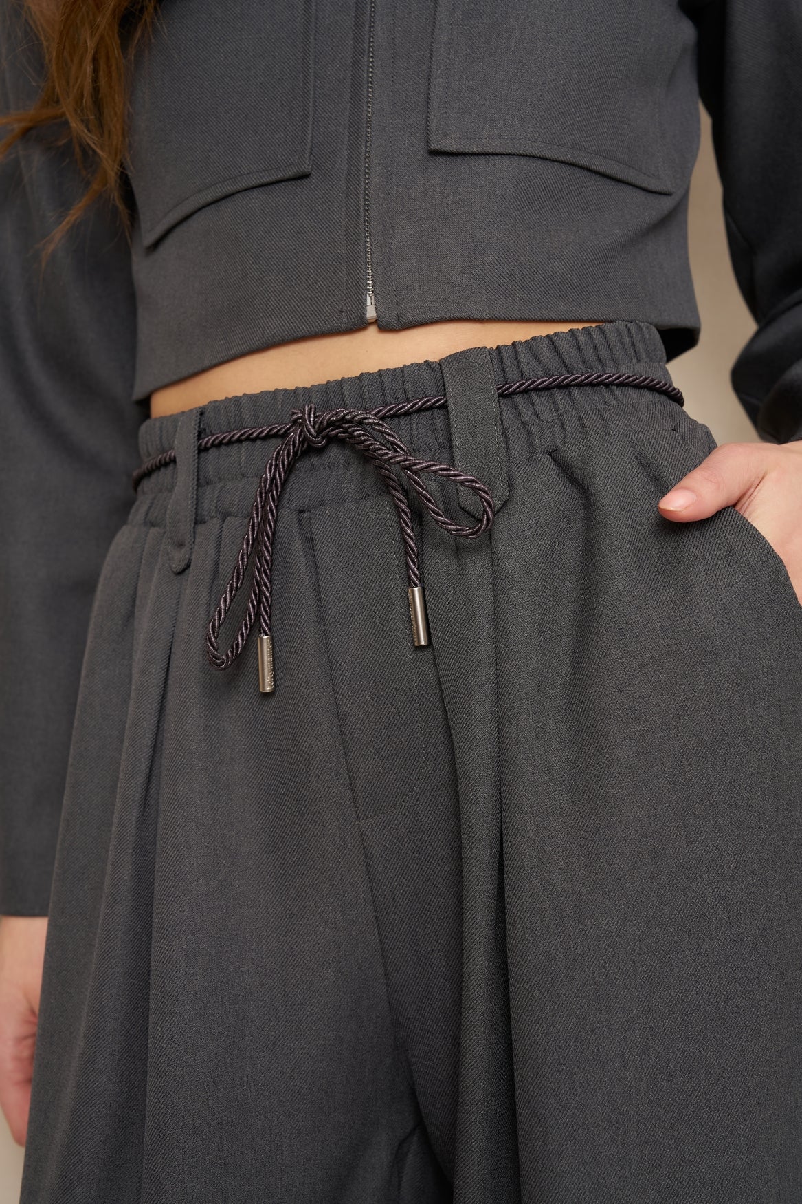 Lofty Manner Pant Kela - Pleated Tailored Grijs - OAK Fashion Noordwolde