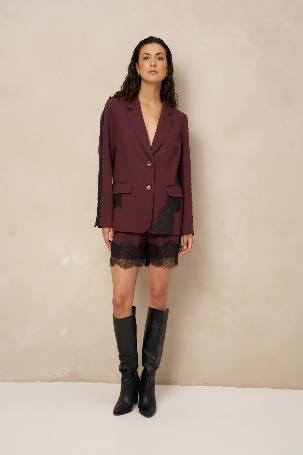 Lofty Manner Blazer Kae - Relaxed Lace Rood - OAK Fashion Noordwolde
