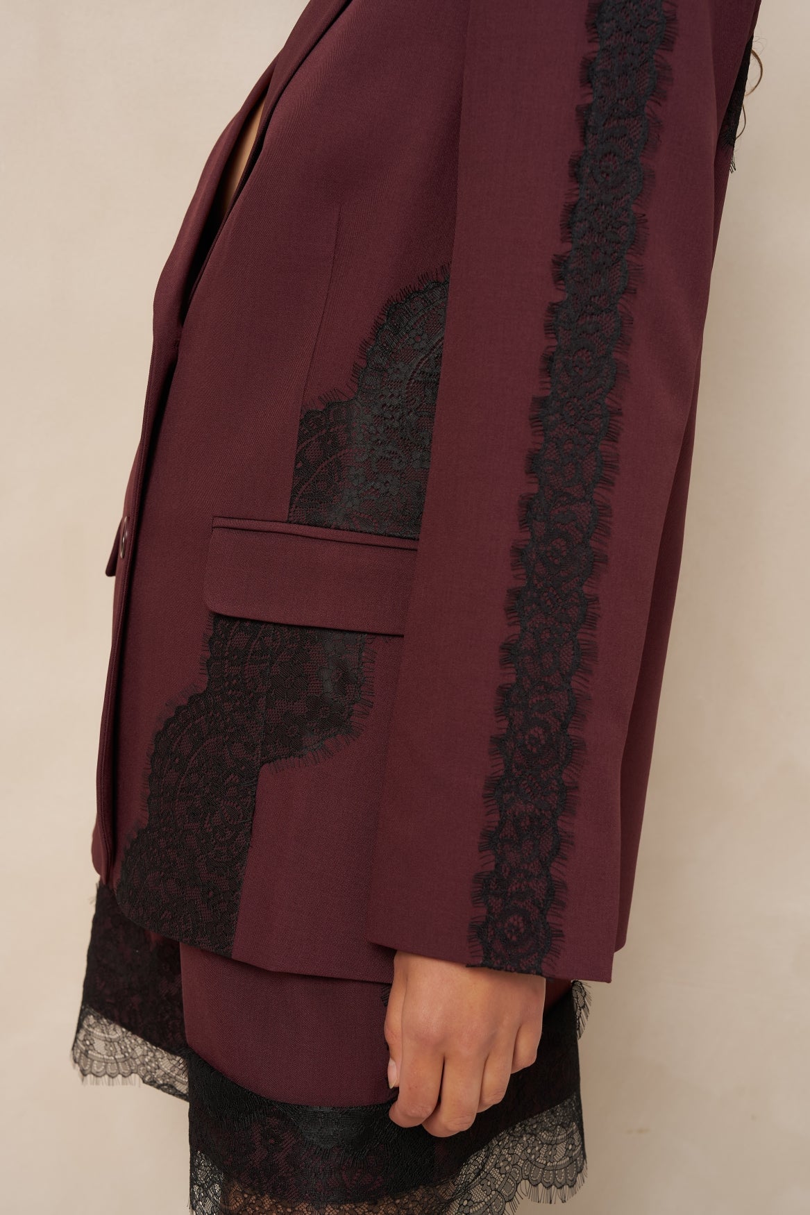 Lofty Manner Blazer Kae - Relaxed Lace Rood - OAK Fashion Noordwolde