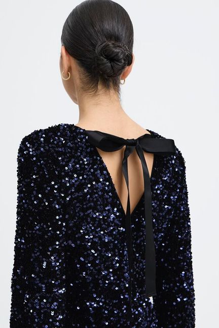 B. Young BYPAILLET BOW DRESS 2 EVENING BLUE SEQUIN MIX - OAK Fashion Noordwolde
