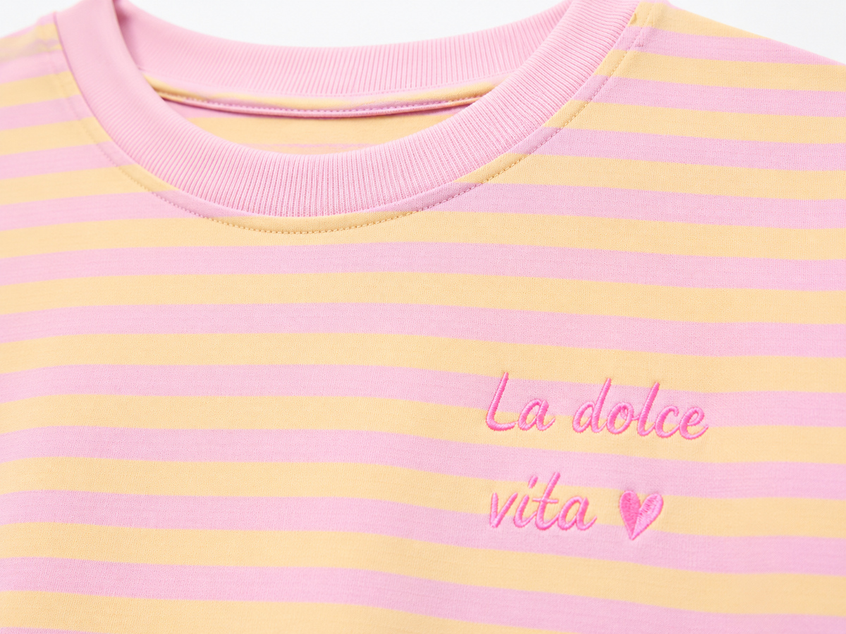 Oak T-shirt Streep La Dolce Vita Geel - OAK Fashion Noordwolde