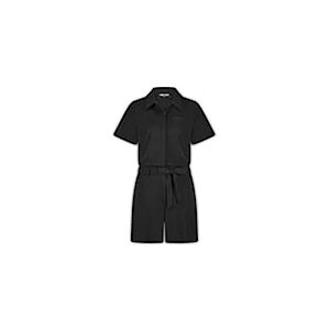 20250630100015_2596375_YvonL183752515blackfront.jpg
