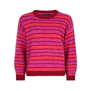 20250829132339_1833705_KnittedsweaterAriafuchsiaredfrontwebwhite_6b41b46f.jpg